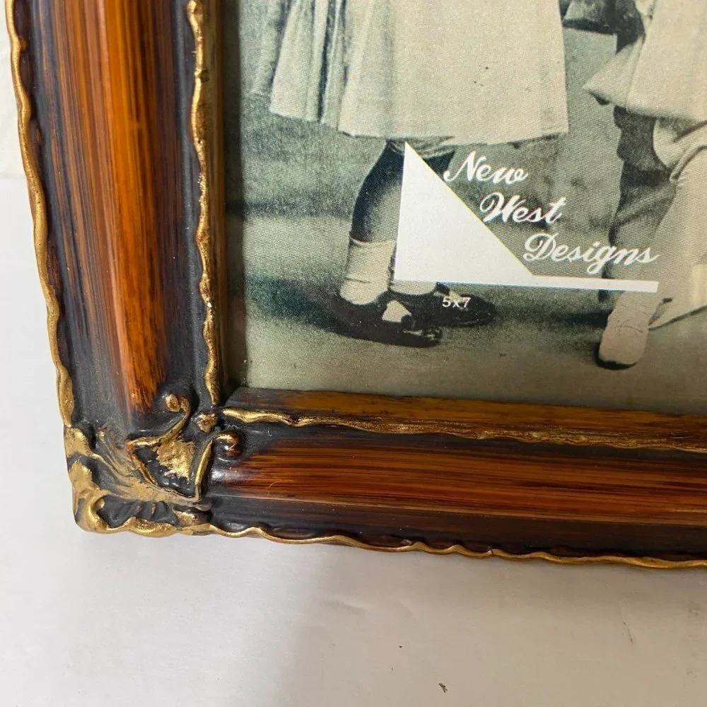 Vintage Wooden Picture Frame Made in Taiwan